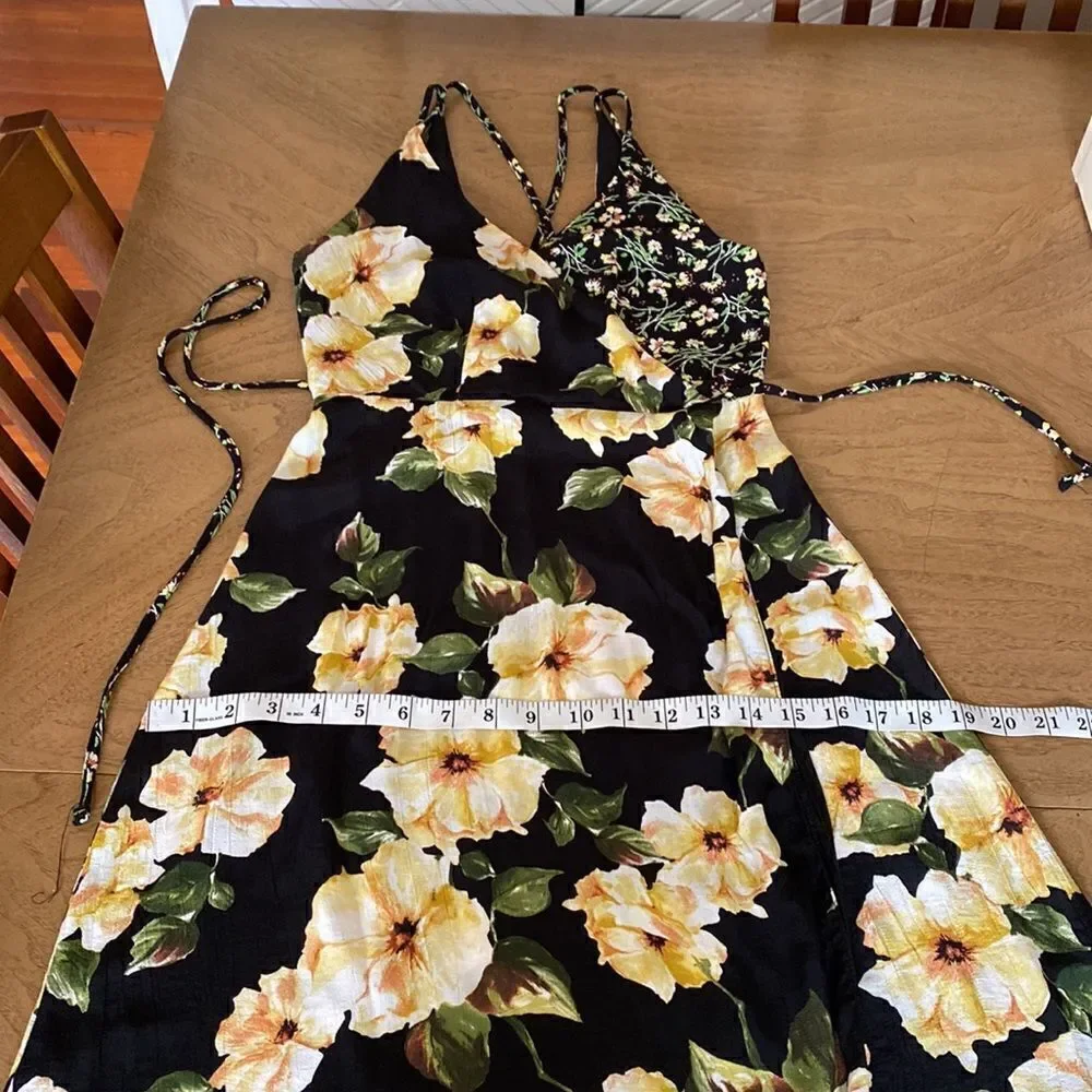 Topshop Busy Garden Black Floral Wrap Midi Dress Size 4 - Picture 13 of 13